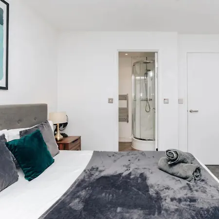 Luxury 2 Bedroom Apartment, Broad Street Birmingham Exterior photo